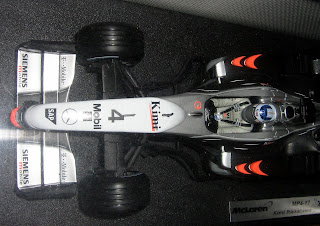 F1 mclaren mercedes-benz mp4/20 kimi raikkonen de 2005 au 1/18 scale g9753 - Collection