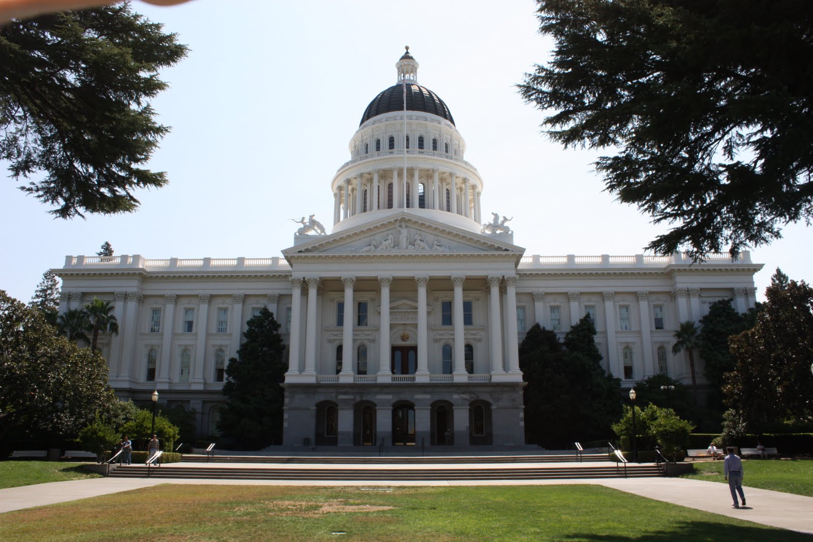 Natalie and the Boys California State Capitol
