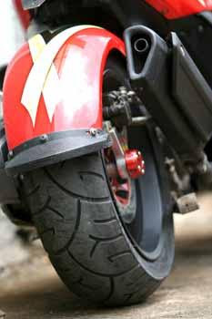 Modifikasi Mio Soul Low Rider Merah - Modifikasi Motor R