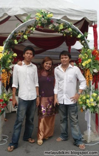 Gambar Bogel Gambar Melayu Berbikini di Bali, Indonesia   Melayu Boleh.Com