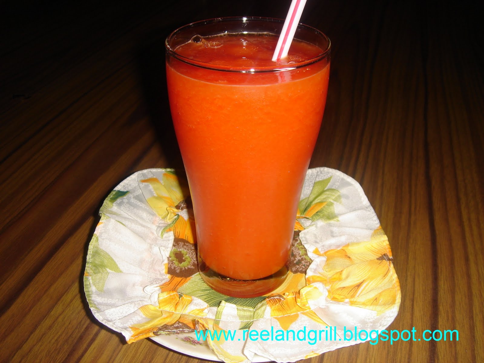Reel and Grill Papaya Shake (Smoothie)