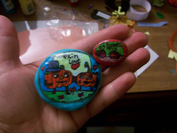 Custom pumpkins pin and pumpkin spice magnet