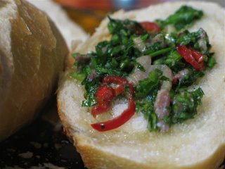[12+Cris_From+our+Home_PepperVinaigrette+021+%28Small%29.jpg]