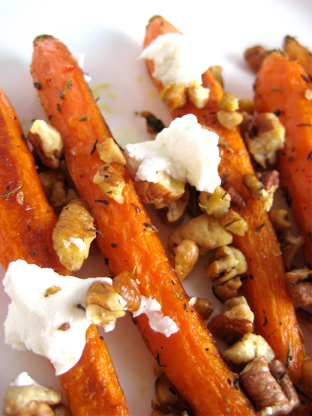 Dabbling In The Delicious Thyme Roasted Carrots with Pecans and Goat