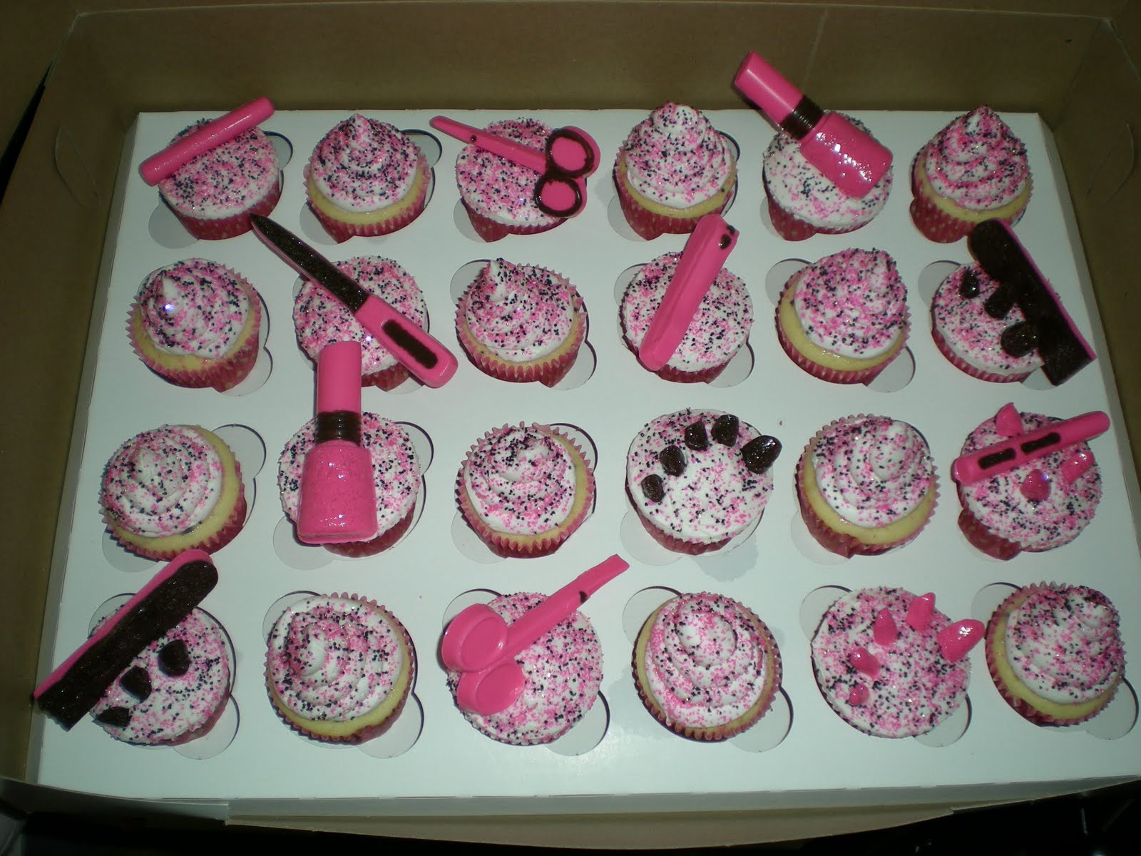Cutie Patootie Cupcakes 8 Yr Old Salon Themed Birthday Party cutie-patootie-cupcakes-8-yr-old-salon-themed-birthday-party