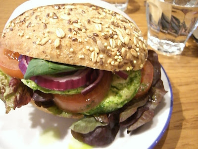 Matig+sm%C3%B6rg%C3%A5s+med+mozarella - Energiboost x 3 på lunchen