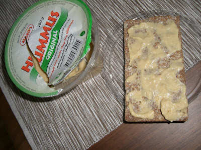 hummous+och+tidningar+002 - Hummus - gott och nyttigt som pålägg