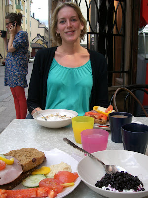 string+004 - Frukost på Café String med Moa