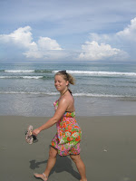 Karin+019 - Sällskap på morgonpromenaden