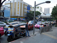 DSC01534 - Hektiskt i Bangkok
