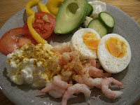 CIMG6340 - Räkor, ägg, avokado och keso