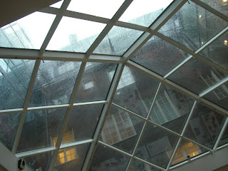 Regn+p%C3%A5+taket - Laddad för en start av helgen på bästa sätt