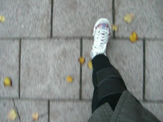 Sneakers+p%C3%A5+promenad - Sneakers bytta mot högklackat