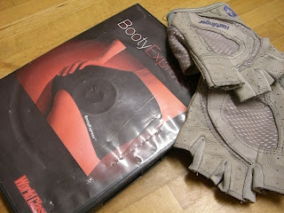 Booty+och+styrketr%C3%A4ning - Ett stort gäng på booty- och coreklasserna