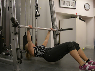 CIMG9892 - Hängande rodd - styrketräningsövning