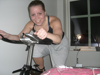Karin%2Bp%25C3%25A5%2Bspinningcykeln - Svettig morgoncykling