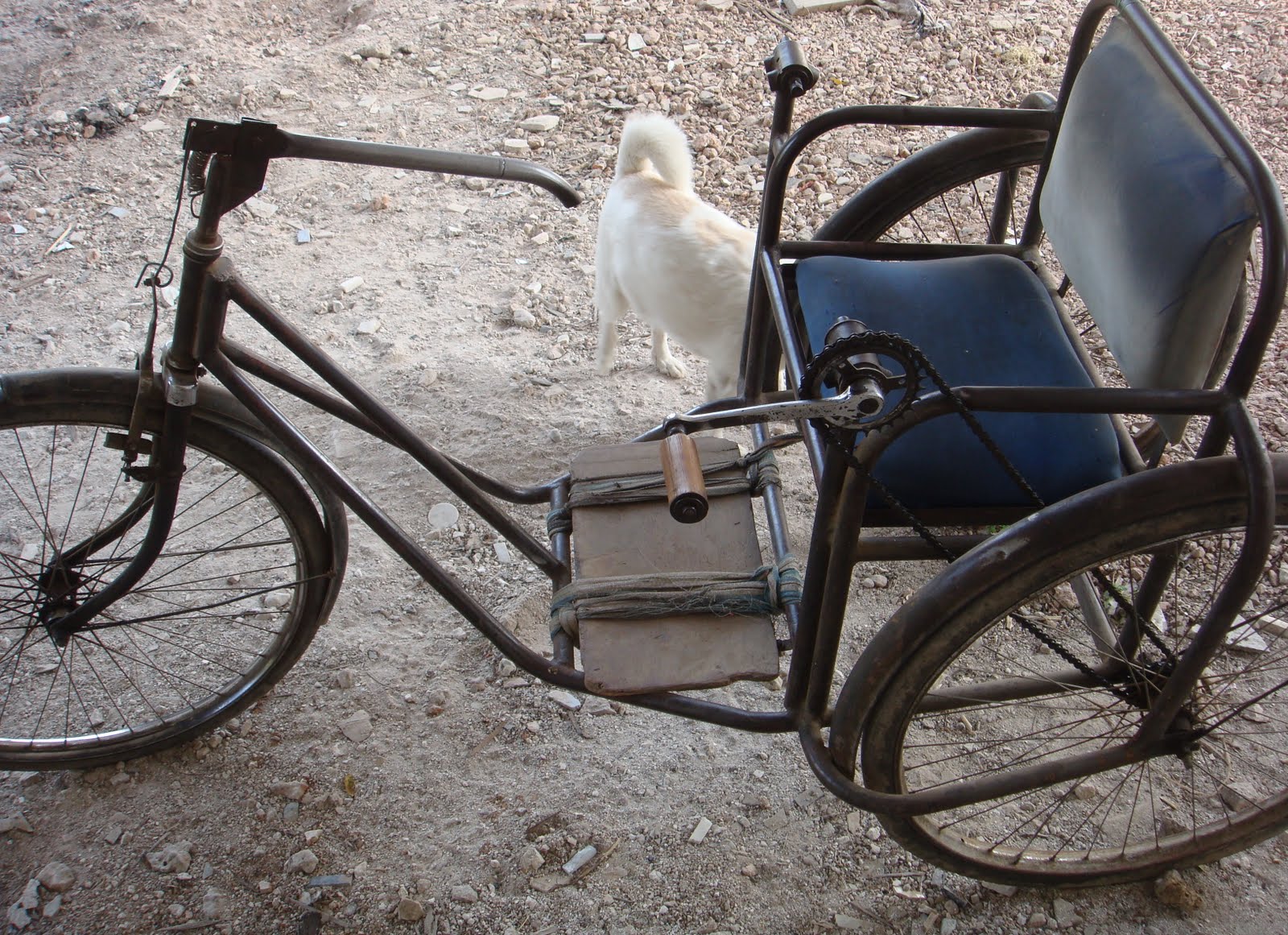 Yesu Garden Weaving straw into gold