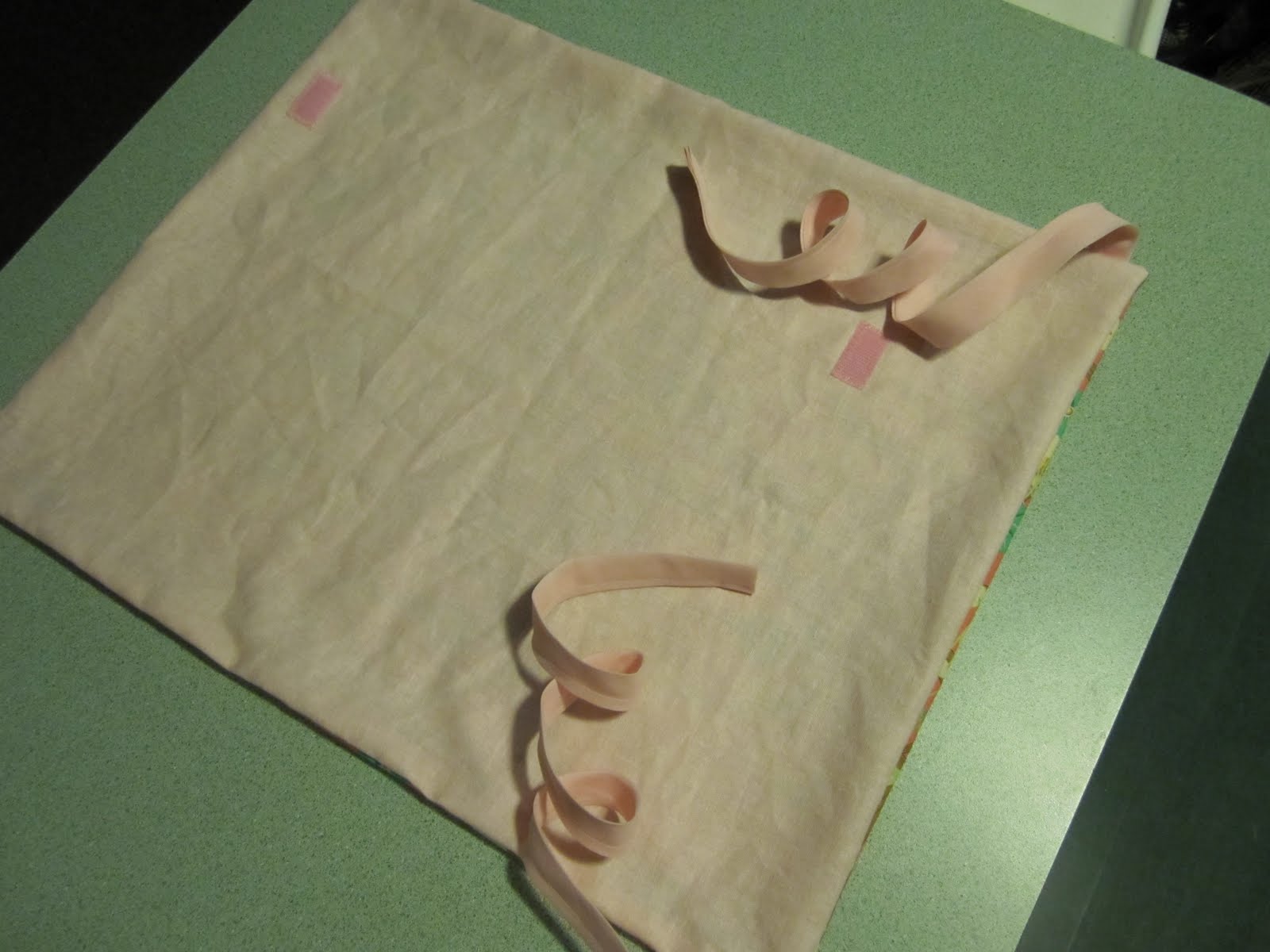 This Present Life Craft Vendor Apron Tutorial