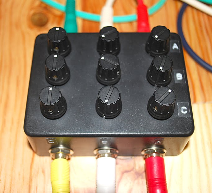 NoiseGuide - View topic - FS: Matrix Mixer | Experimental synthesizer
