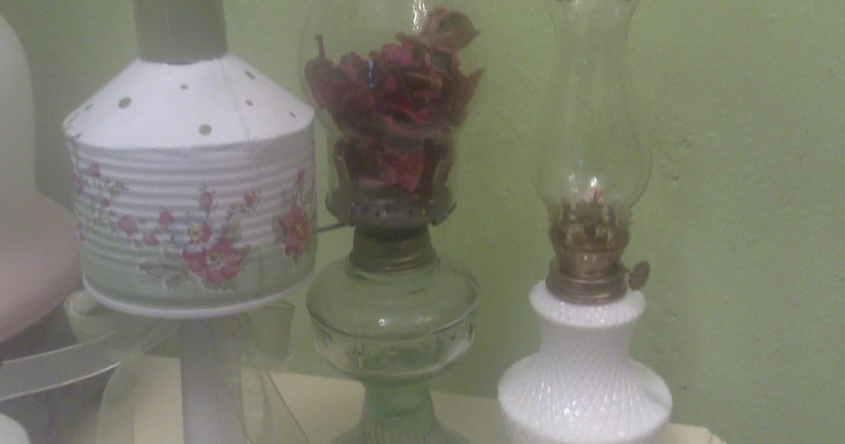 21+ Hiasan Lampu Jalan Agustusan