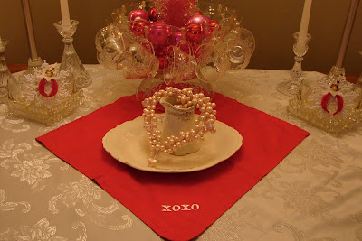 COSMOGIRL'S EMPORIUM: VALENTINE'S TABLESCAPE