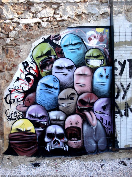 Draw Graffiti Art on Walls