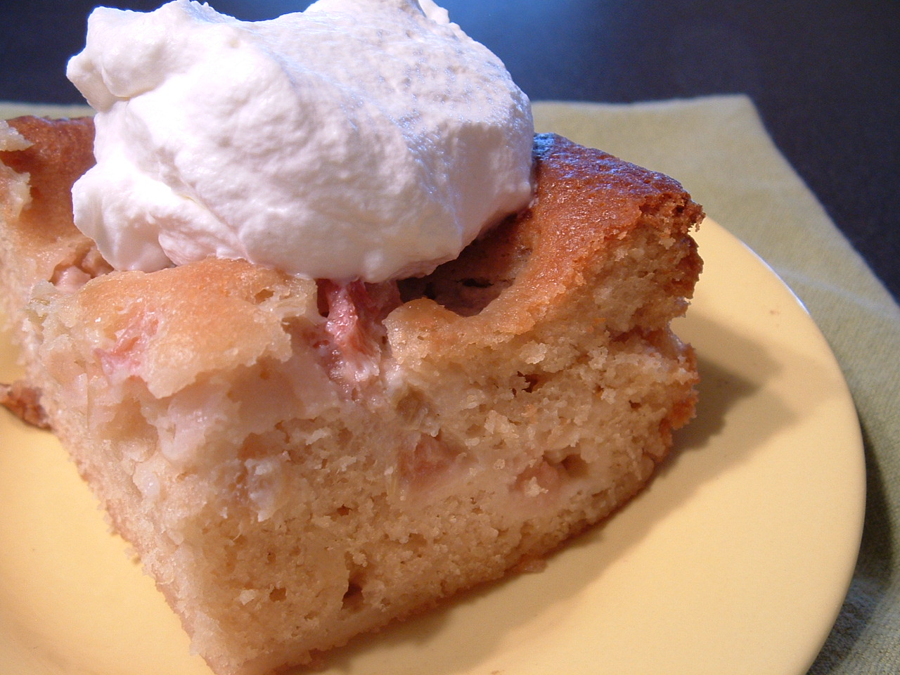 housewifery Rhubarb Custard Cake