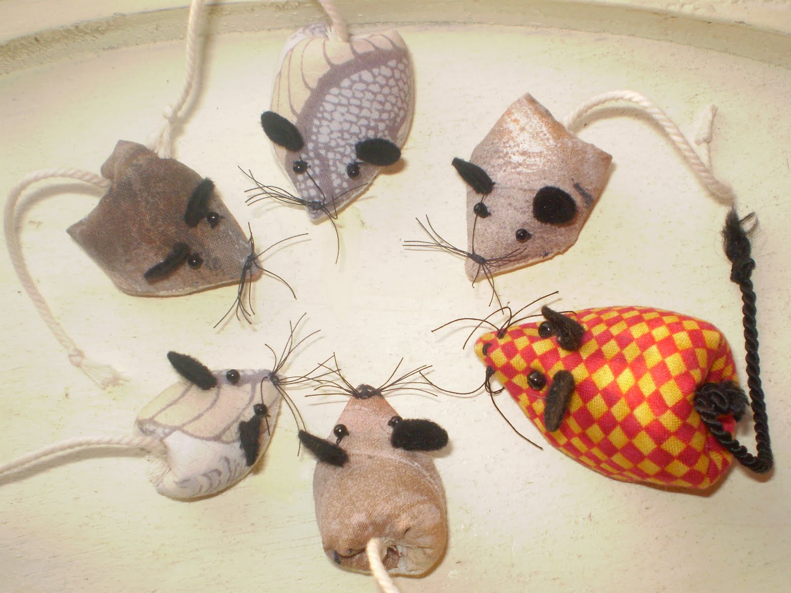 Das Ist Mama Maus Sieht Wie Alle Mäuse Aus Grischu: Mäuse??? Mäuse!!! Mäuse...