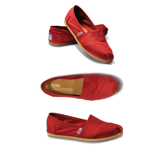 Fashion, Trends & More: TOMS: Not Only Chic