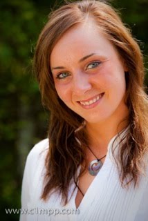 [0044_NinaMarthaLeigh_090828-795744.jpeg]