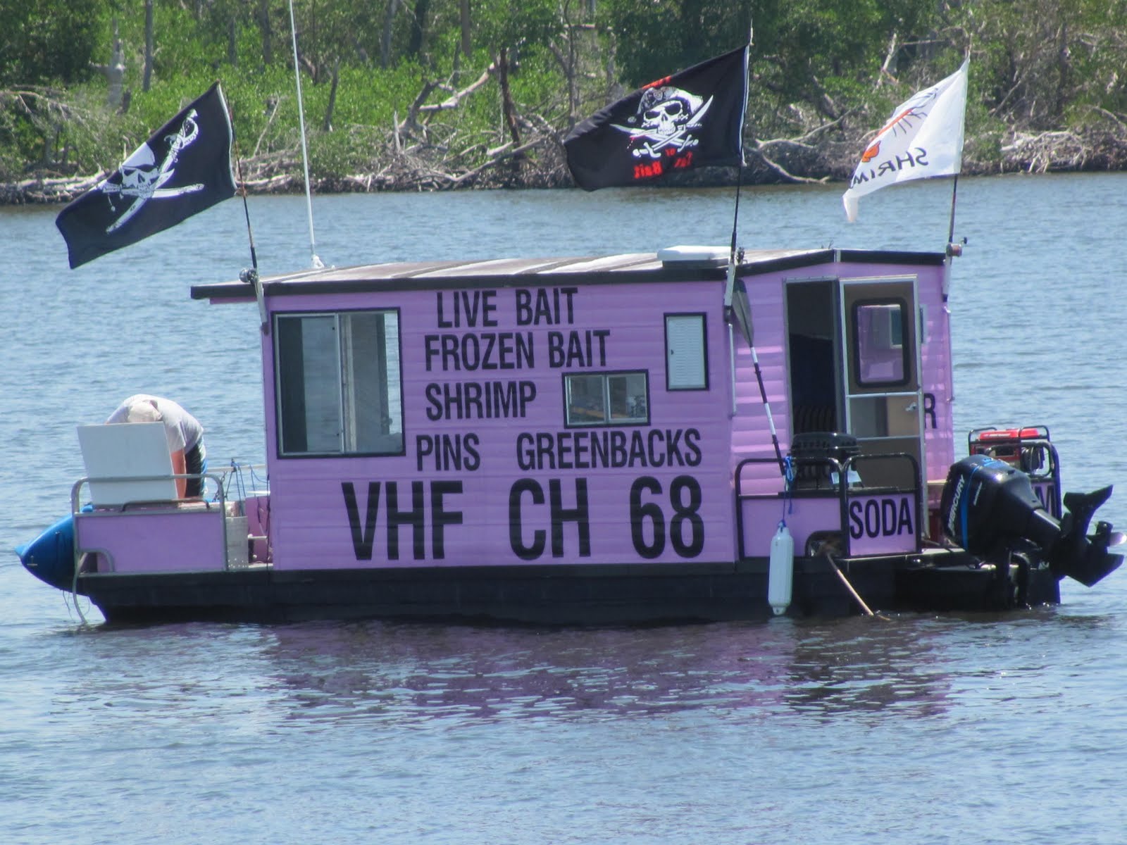 Cruising on M/V Monarch April 22, 2010 St. Charles Yacht Club, Ft. Myers, Florida
