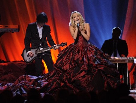 Carrie Underwood's CMA Style - Hit or Miss?