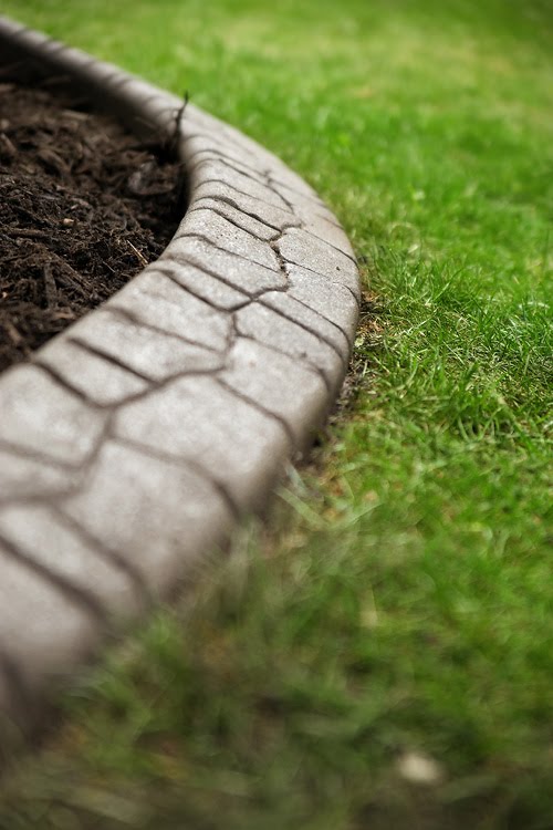 Calgary custom concrete curbing company Calgary concrete landscape edgingCreative Edges