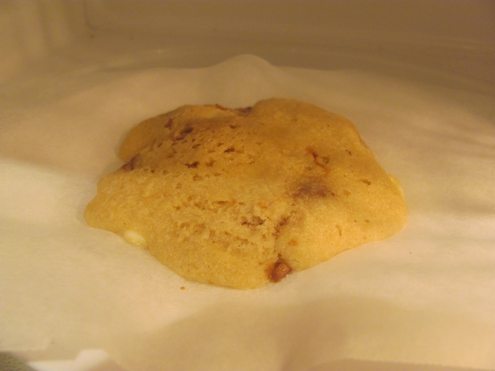 Mrs Cake: Chewy Chocolate Chip Cookies