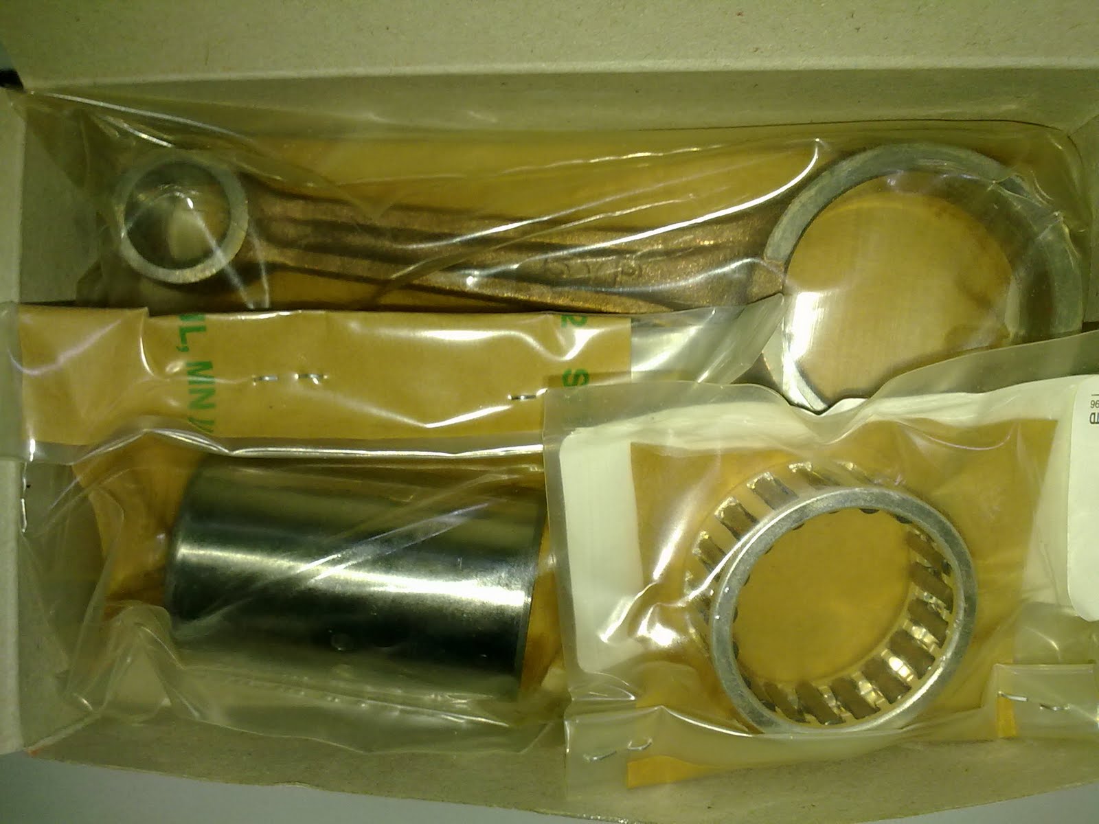 CONNECTING ROD ORIGINAL SET YAMAHA LC135 / SNIPER / JUPITER MX