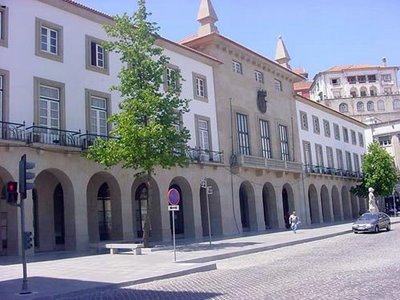 [camara%20covilha[1].jpg]