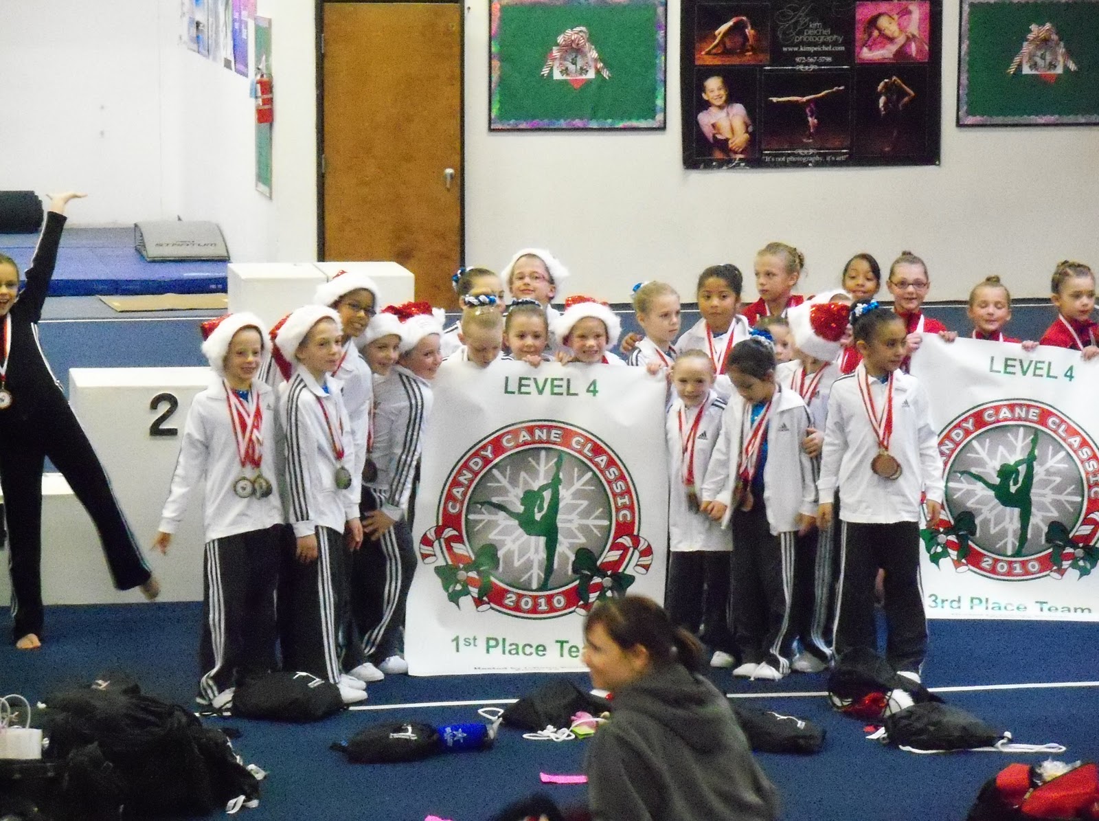 LeslieHannahTV: IB Candy Cane Classic 12/18/10 L4 Junior B