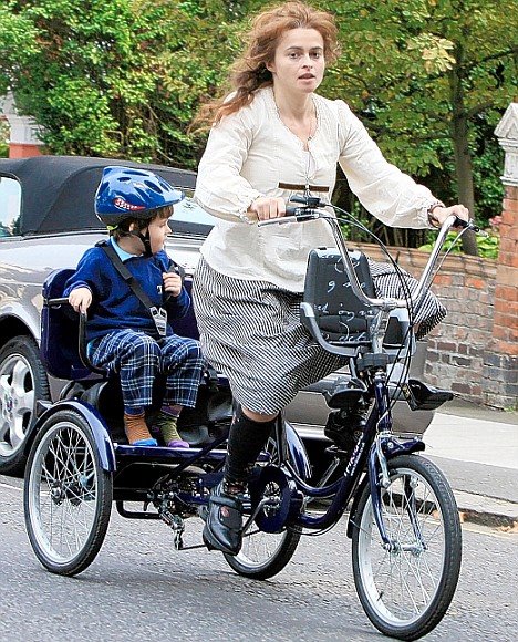 [helena+bonham+carter.jpg]