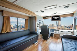 Elite Bus Party Bus rental Photo