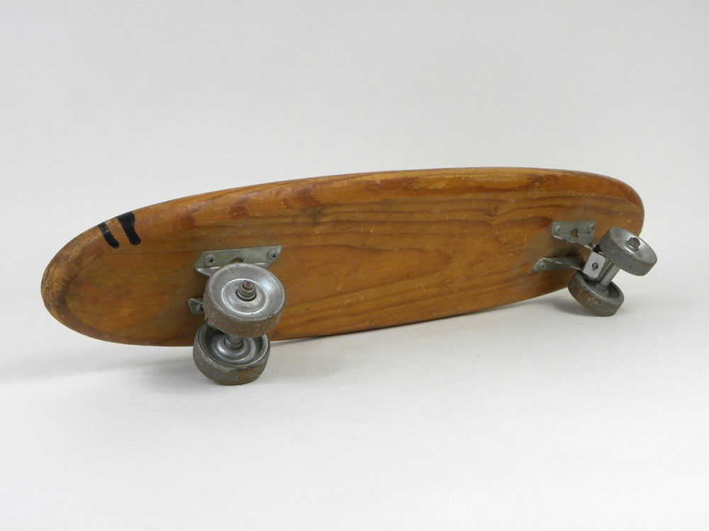 MotArt Vintage 1960's skateboard
