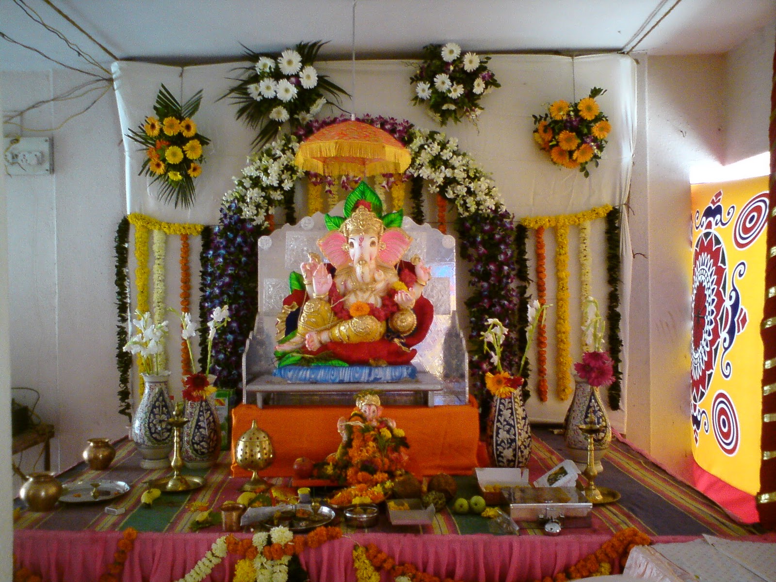 Festive colors of Ganesh Chaturthi (Mumbai Pandals) | My Yatra Diary...