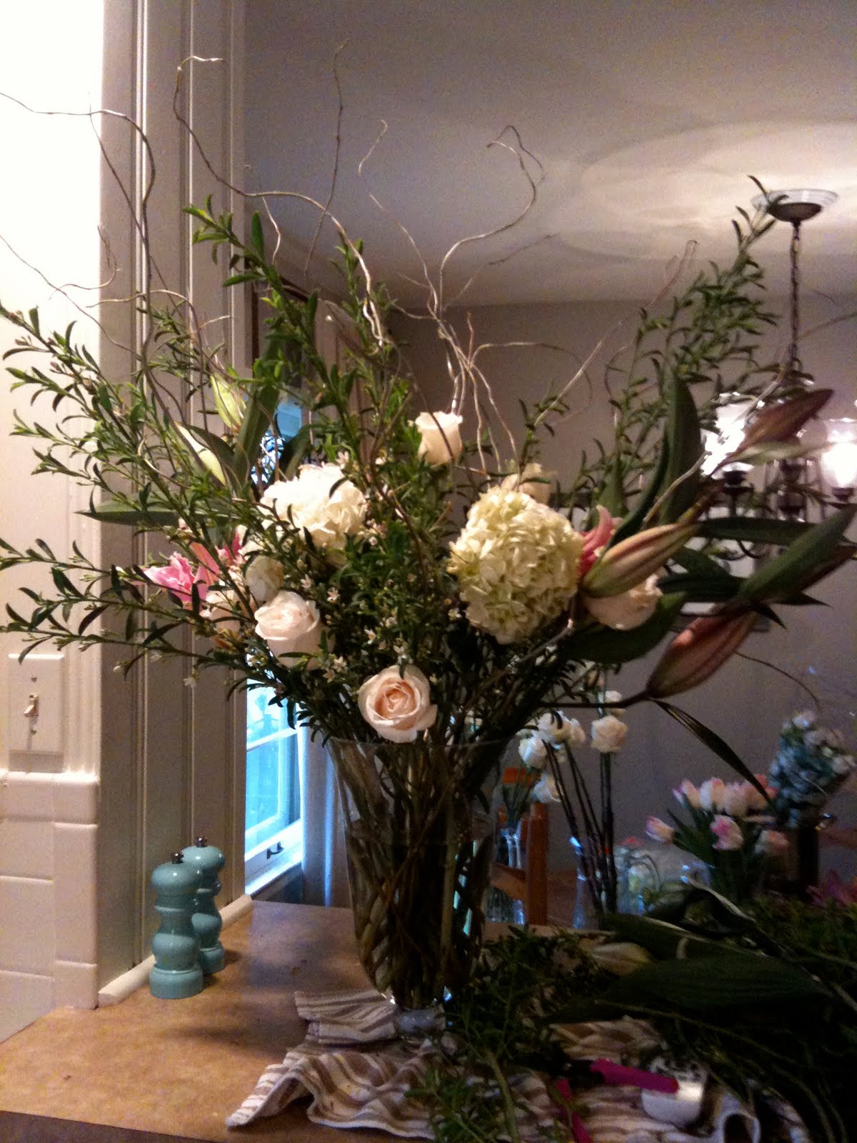 Jenny Steffens Hobick DIY Large Flower Arrangement Centerpiece