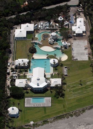 Ecofren Globe Community: Celine Dion's home in Jupiter Island, FL