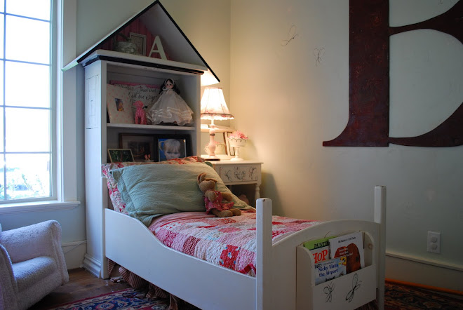 Annies $3.00 toddler bed