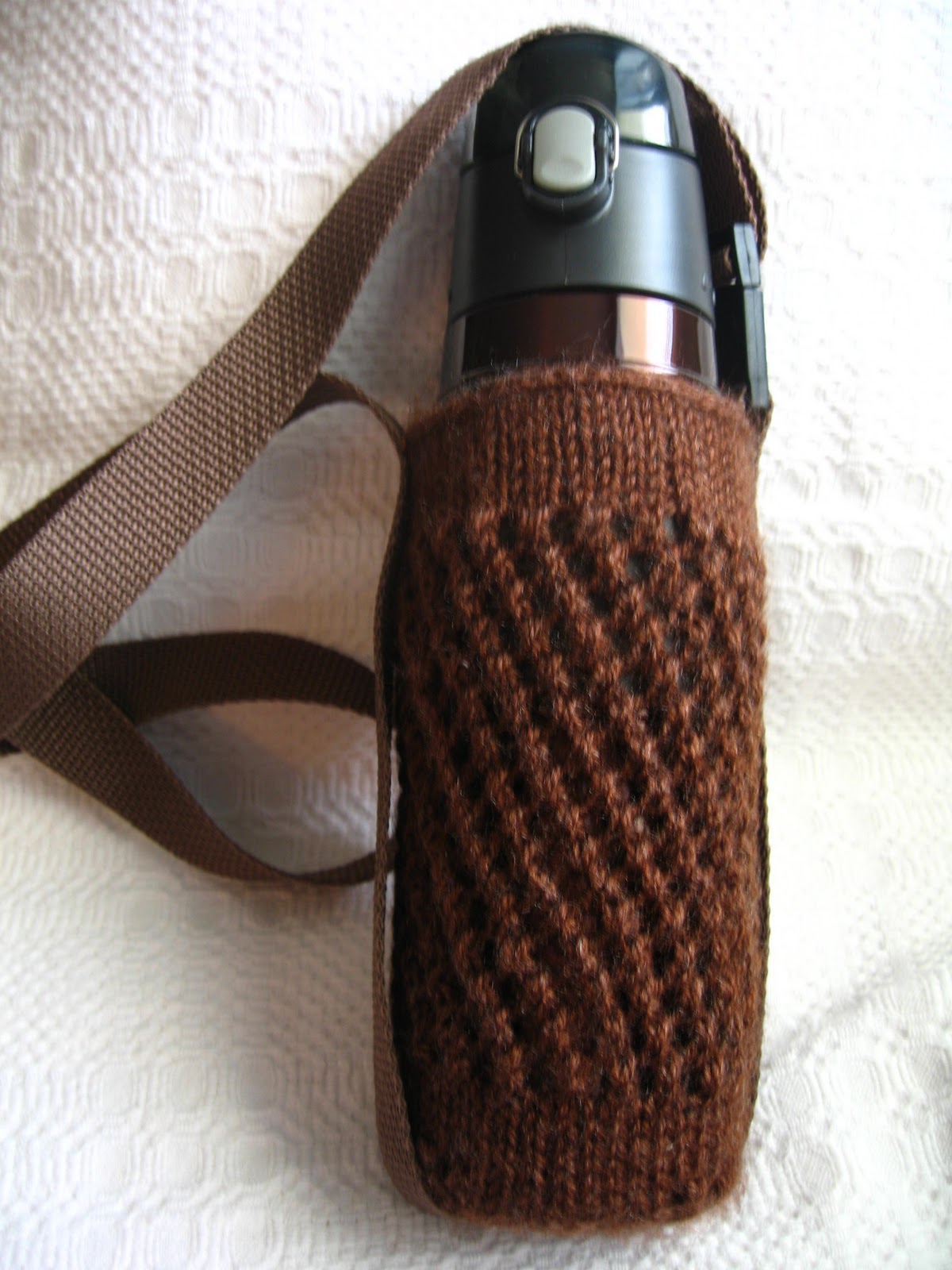 Knitting By The Ocean Water Bottle Jacket Carrier