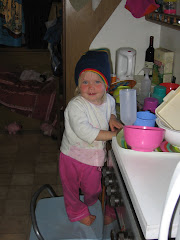 doing the dishes in the caravan Shalese