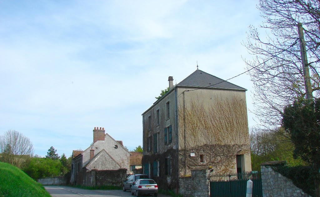 Le Moulin De La Bonde à Crespières Photos Daniel: Crespières "La maison de Georges Brassens"