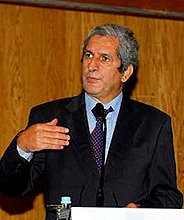 [carlos+tavares.jpg]