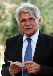 [vital-moreira1.jpg]