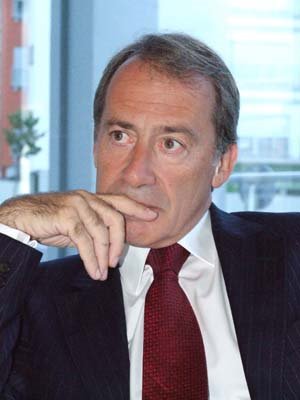 [281_1193306910.jpg]